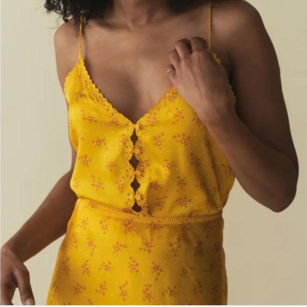 Dôen Elise Silk Satin Eyelet Camisole in Goldenrod